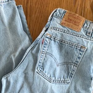 Levi’s 550.